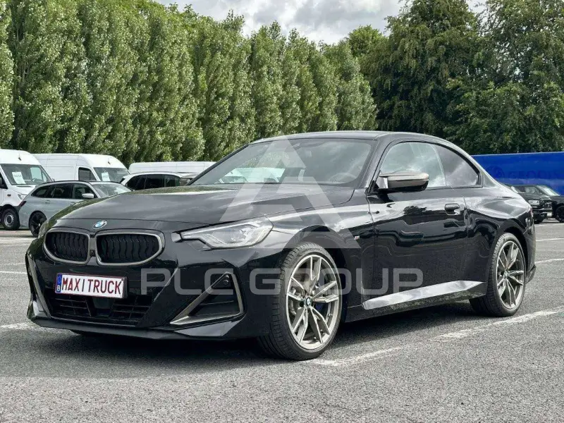 2025 BMW 240M