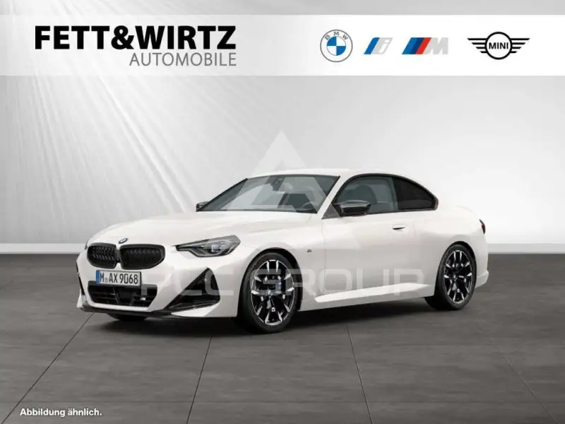 2025 BMW 240M