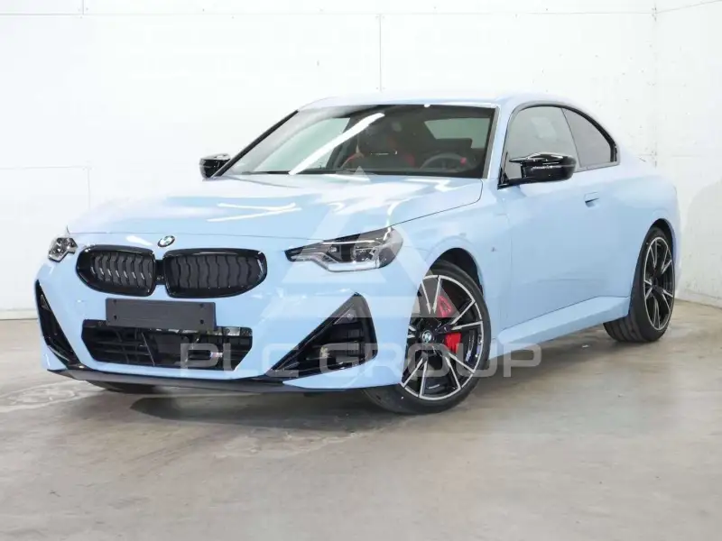 2025 BMW 240M
