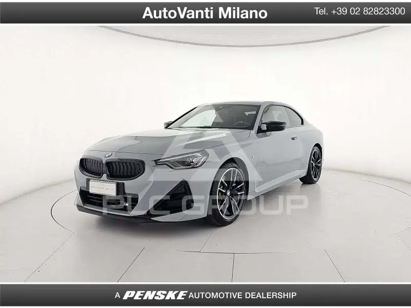 2025 BMW 240M