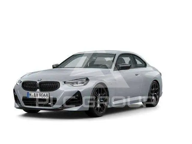 2025 BMW 240M