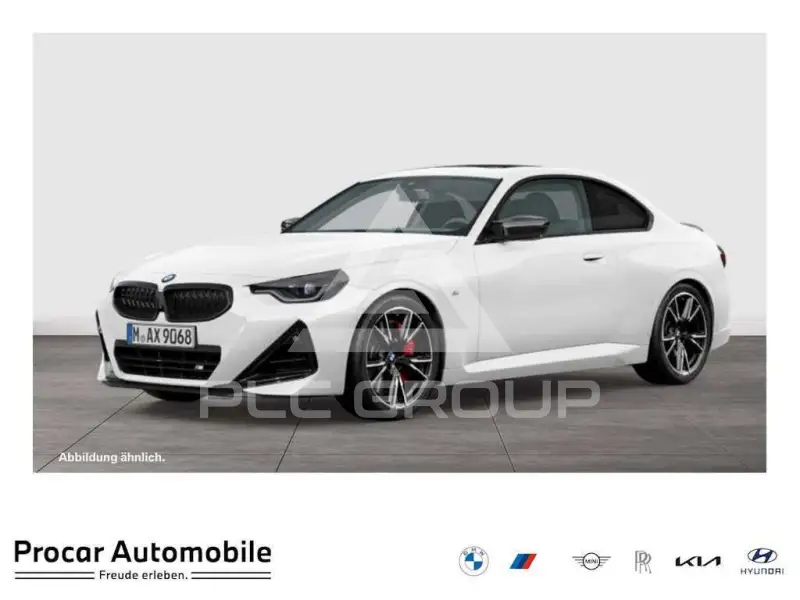 2025 BMW 240M