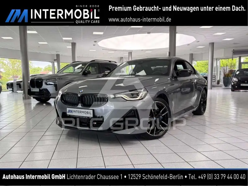 2025 BMW 240M