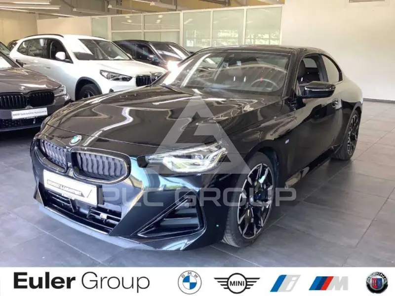 2025 BMW 240M