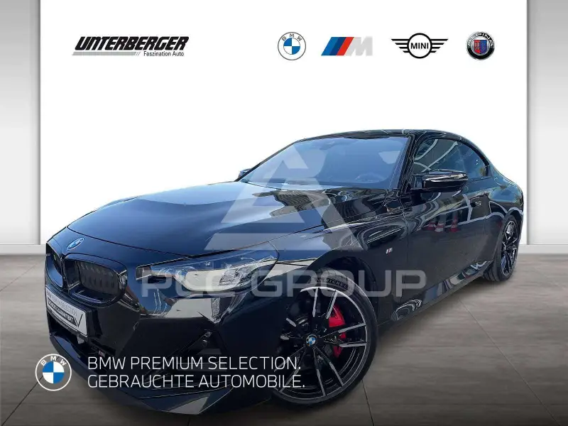2025 BMW 240M