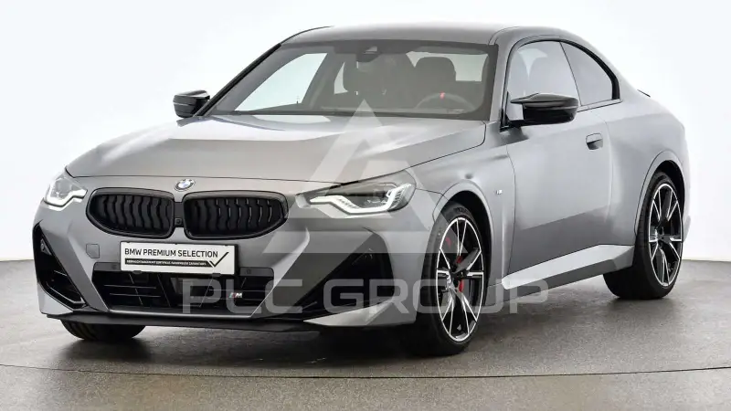 2025 BMW 240M
