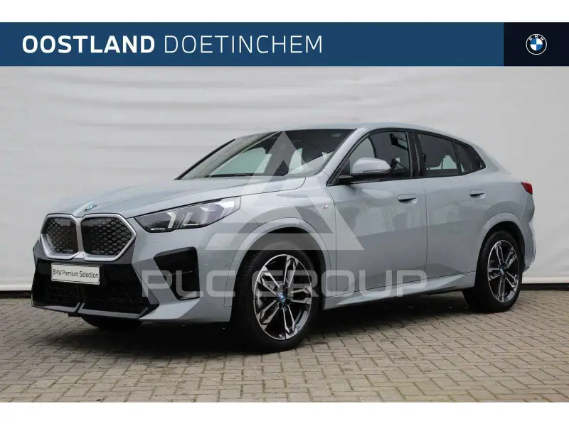 2025 BMW iX