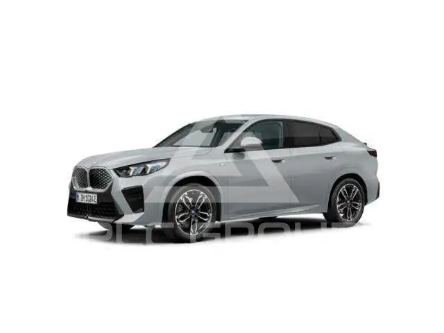 2025 BMW iX