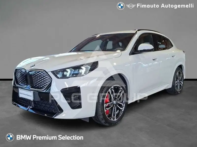 2025 BMW iX