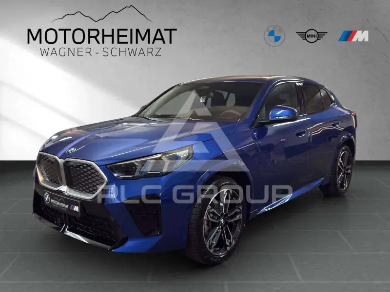 2025 BMW iX