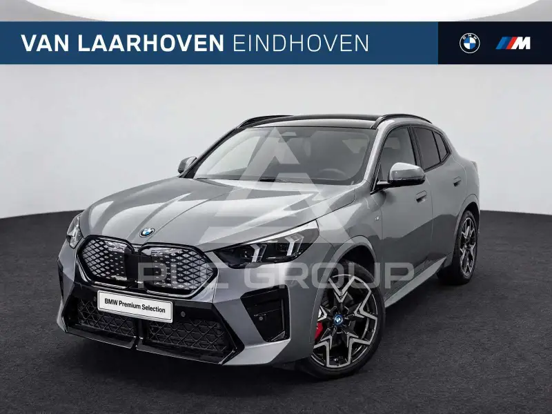2025 BMW iX