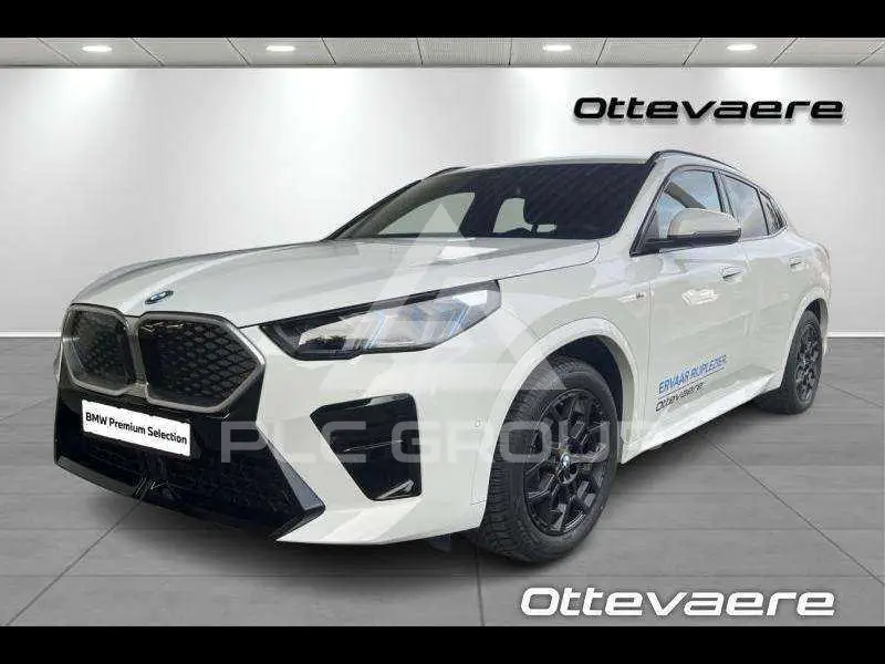 2025 BMW iX