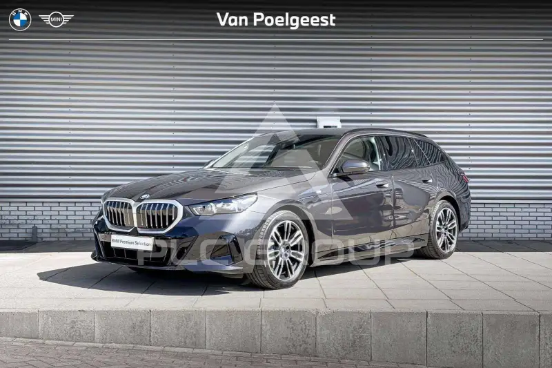 2025 BMW 530