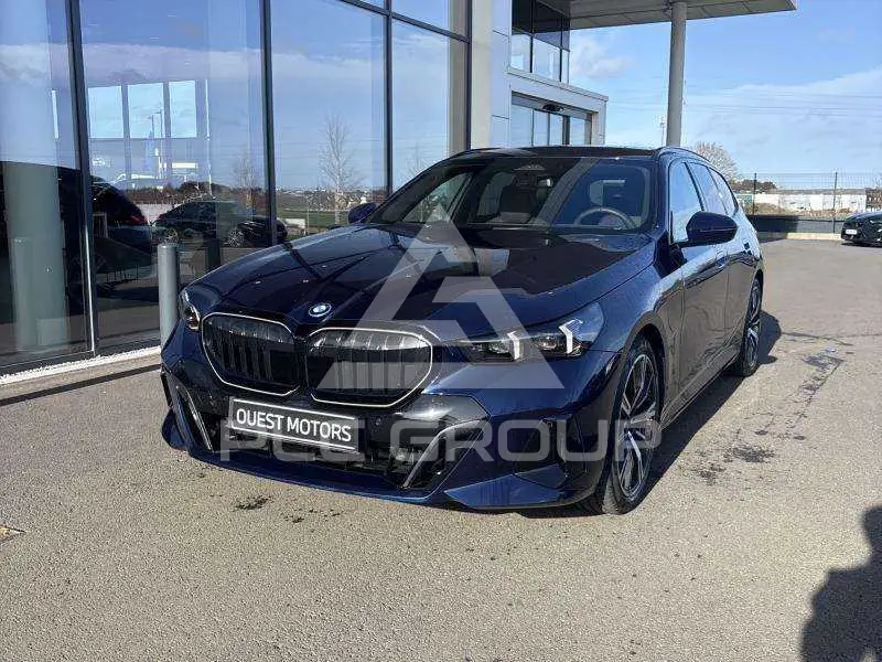 2025 BMW 530