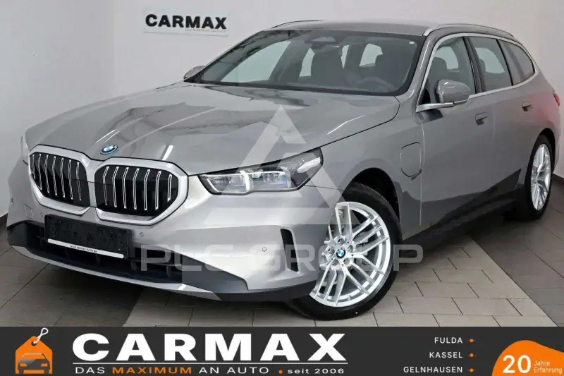 2025 BMW 530