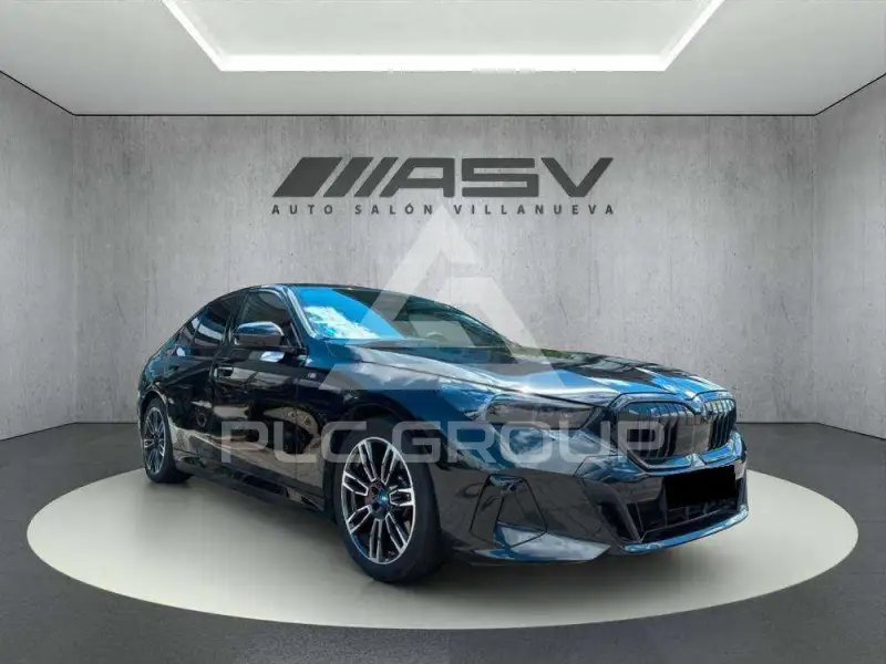2025 BMW 530
