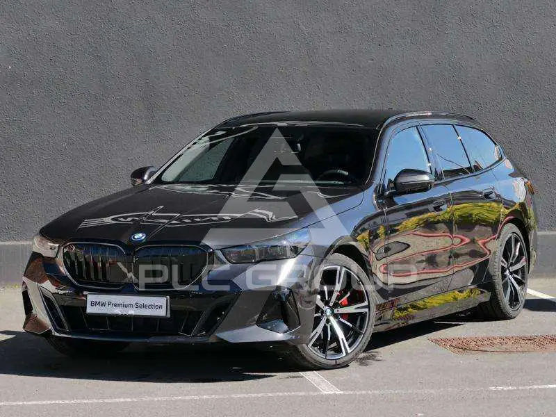 2025 BMW 530