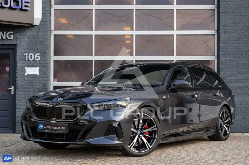 2025 BMW 530