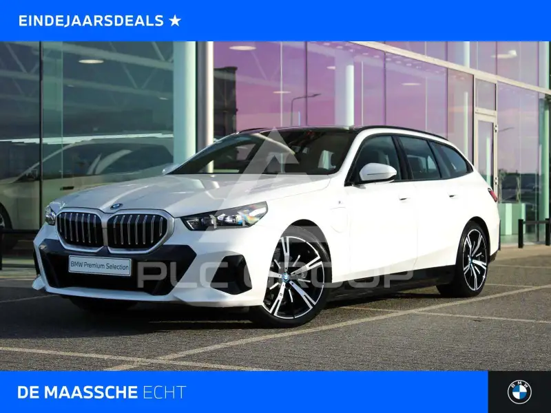 2025 BMW 530