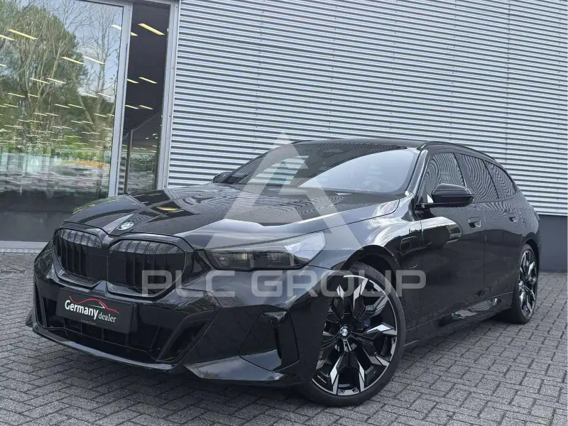 2025 BMW 530