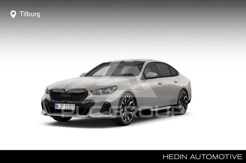 2025 BMW 530