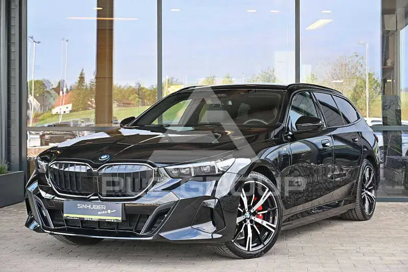 2025 BMW 530