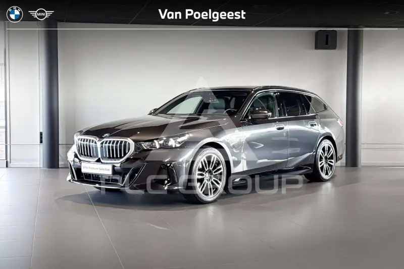2025 BMW 530