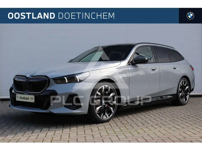 2026 BMW 530