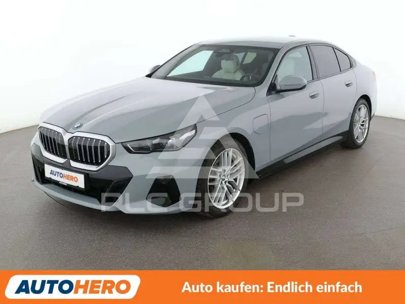 2025 BMW 530
