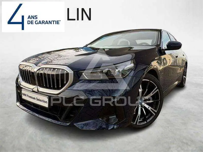 2025 BMW 530