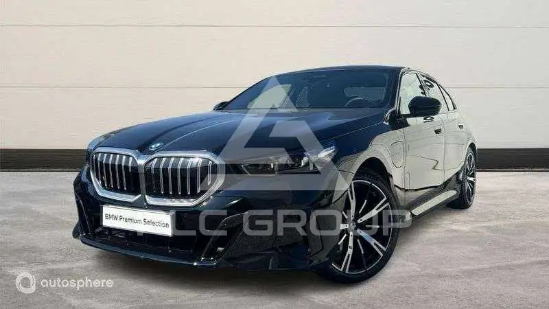 2025 BMW 530