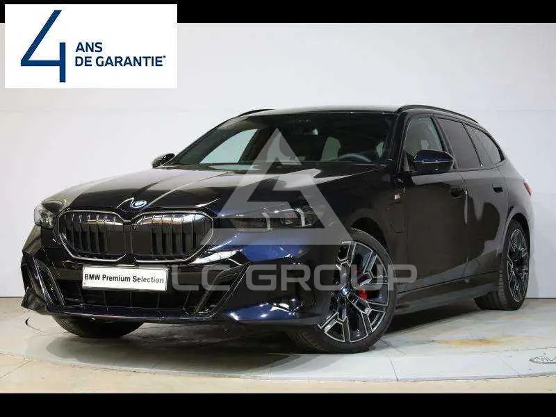 2025 BMW 530