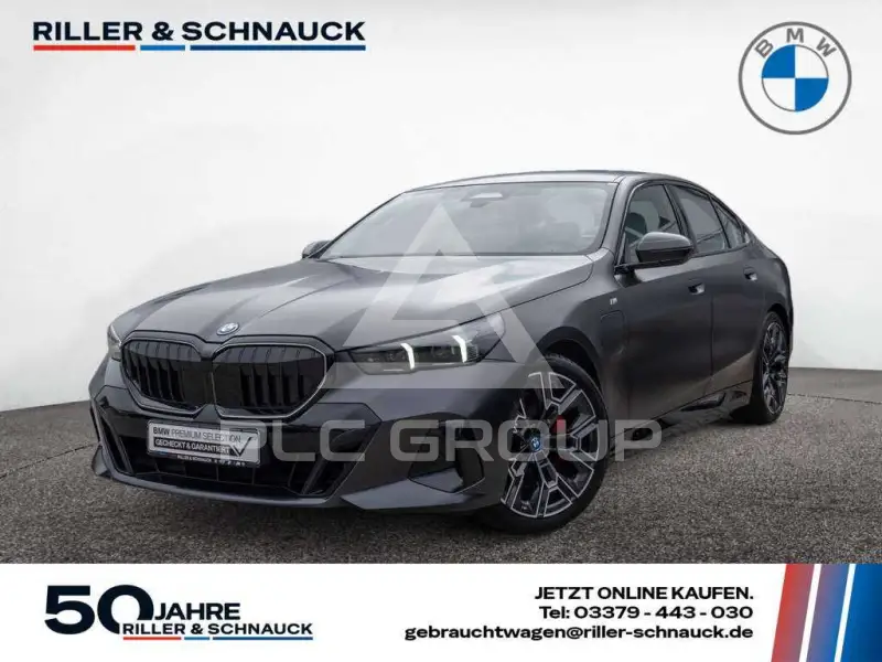 2025 BMW 530