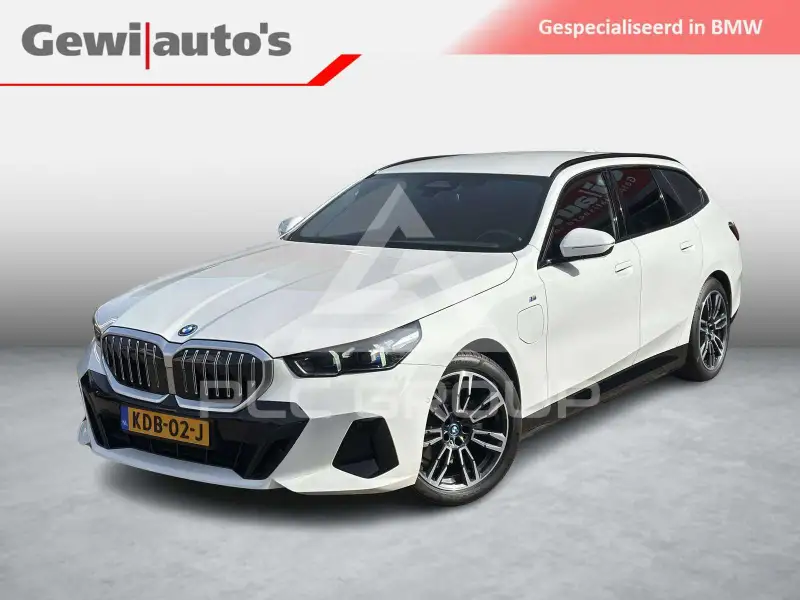 2025 BMW 530