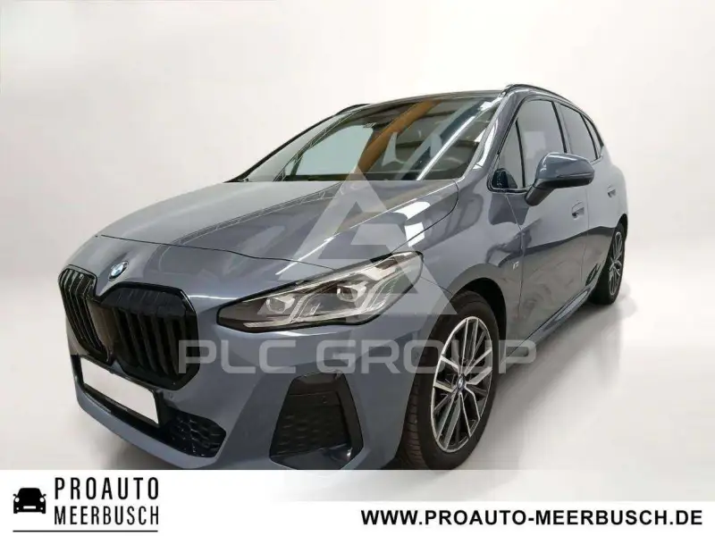 2025 BMW 218