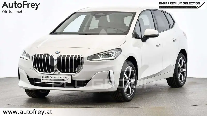 2025 BMW 218