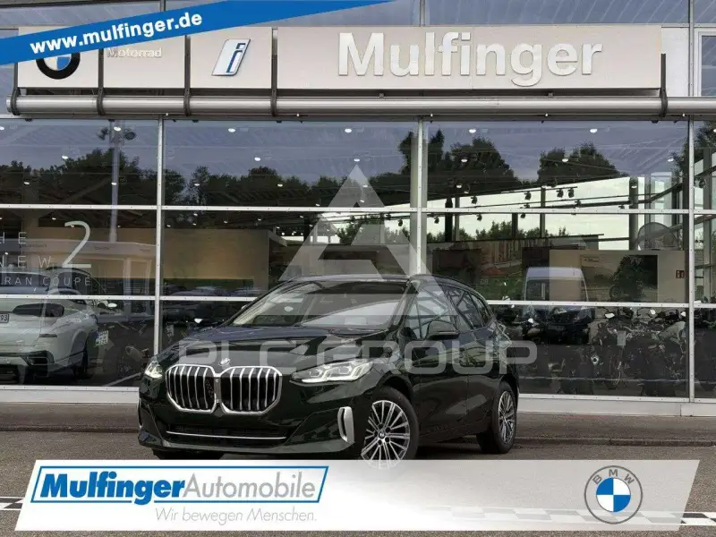 2025 BMW 218
