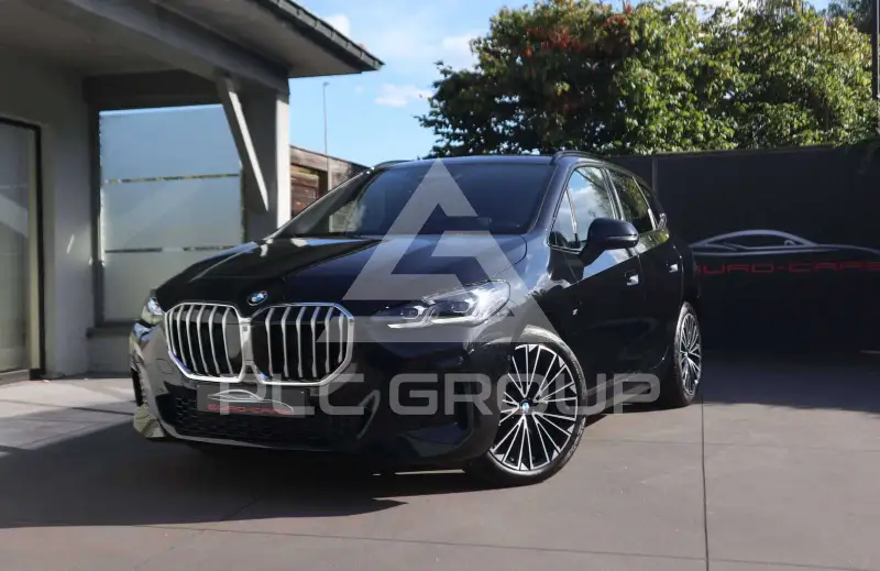 2025 BMW 218