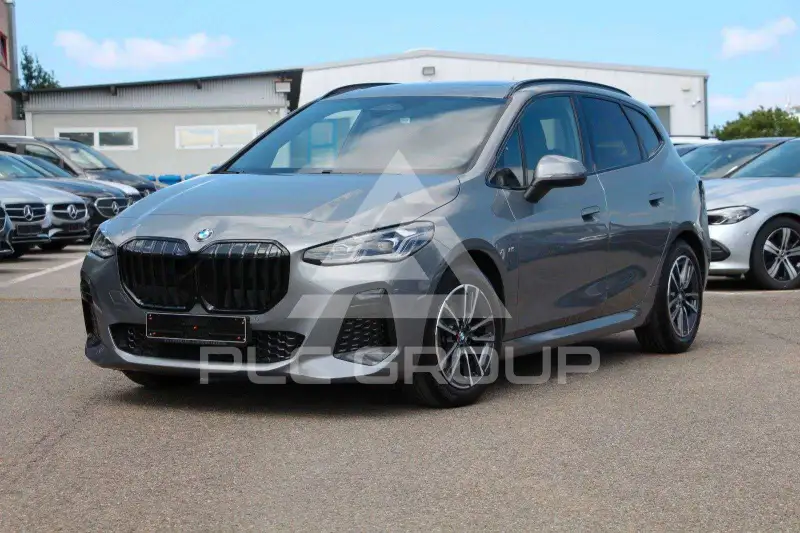 2025 BMW 218