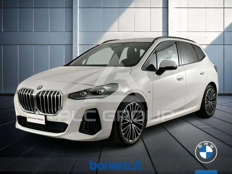 2025 BMW 218