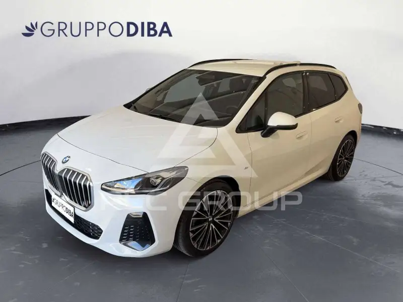 2025 BMW 218