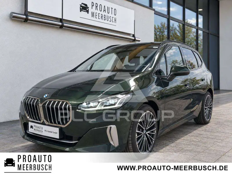 2025 BMW 218