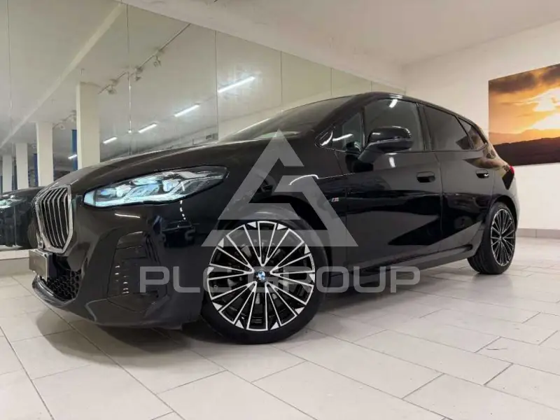 2025 BMW 218