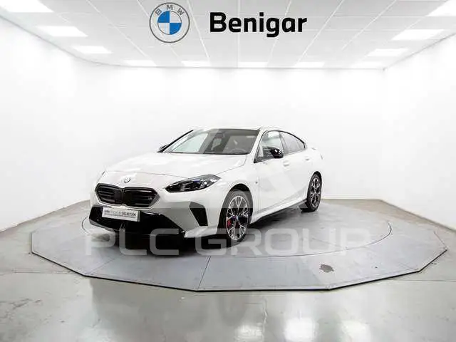 2025 BMW 235