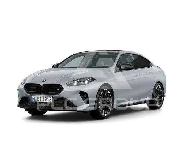 2025 BMW 235
