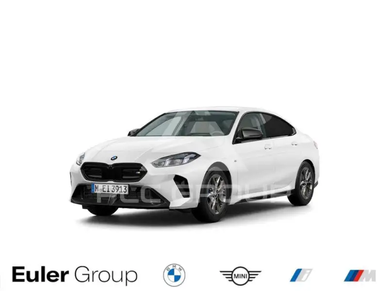 2025 BMW 235