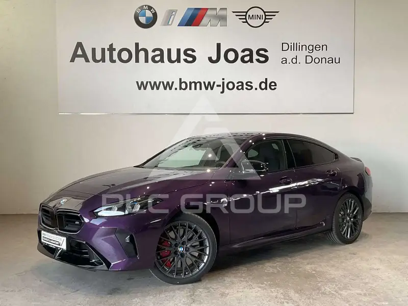 2025 BMW 235