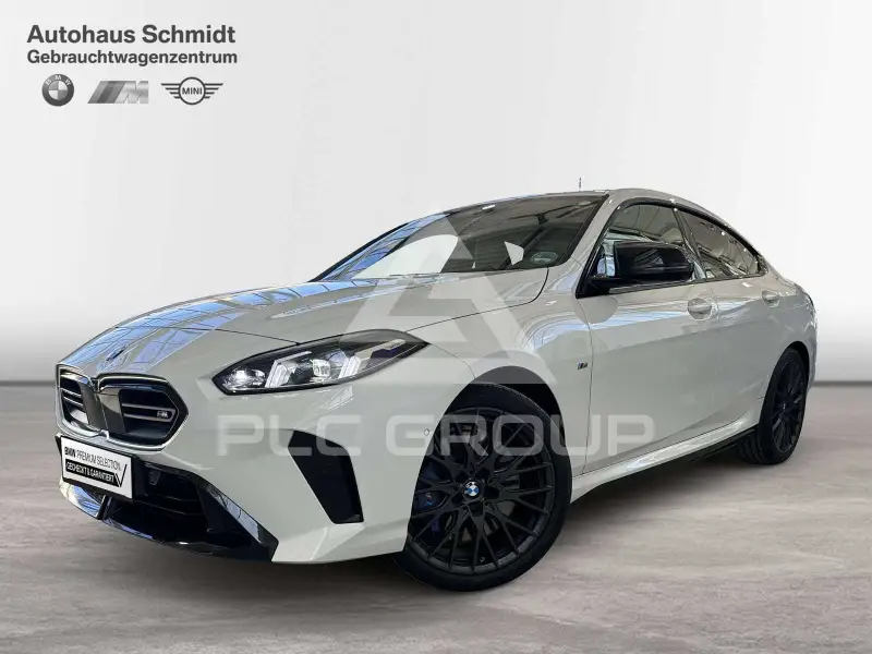 2025 BMW 235