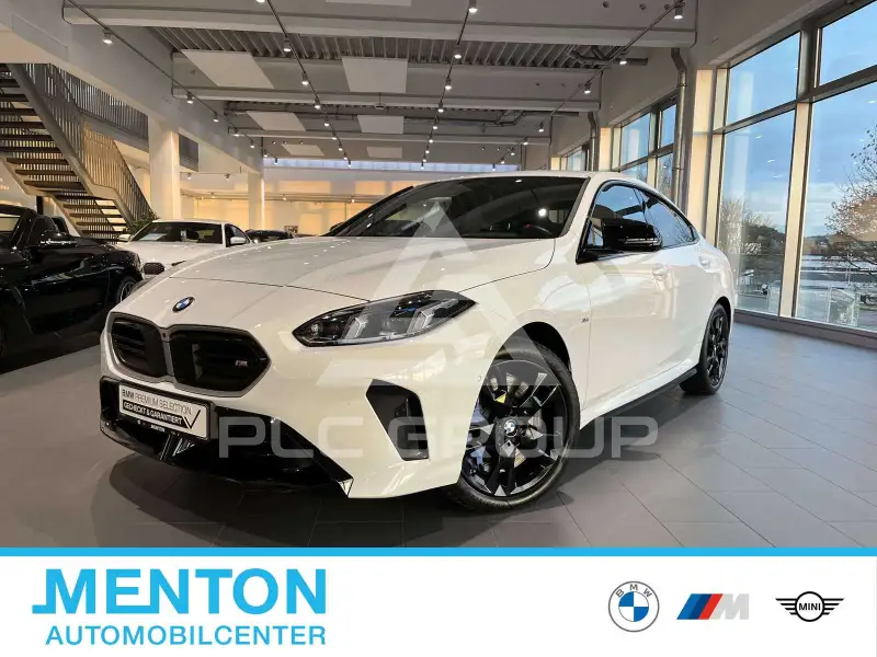 2025 BMW 235
