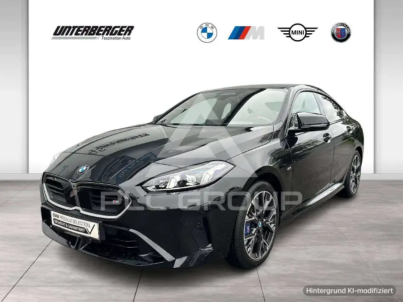 2025 BMW 235